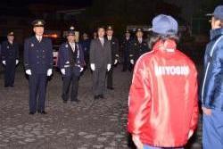 久野市長が年末夜警の活動に対し激励を行いました