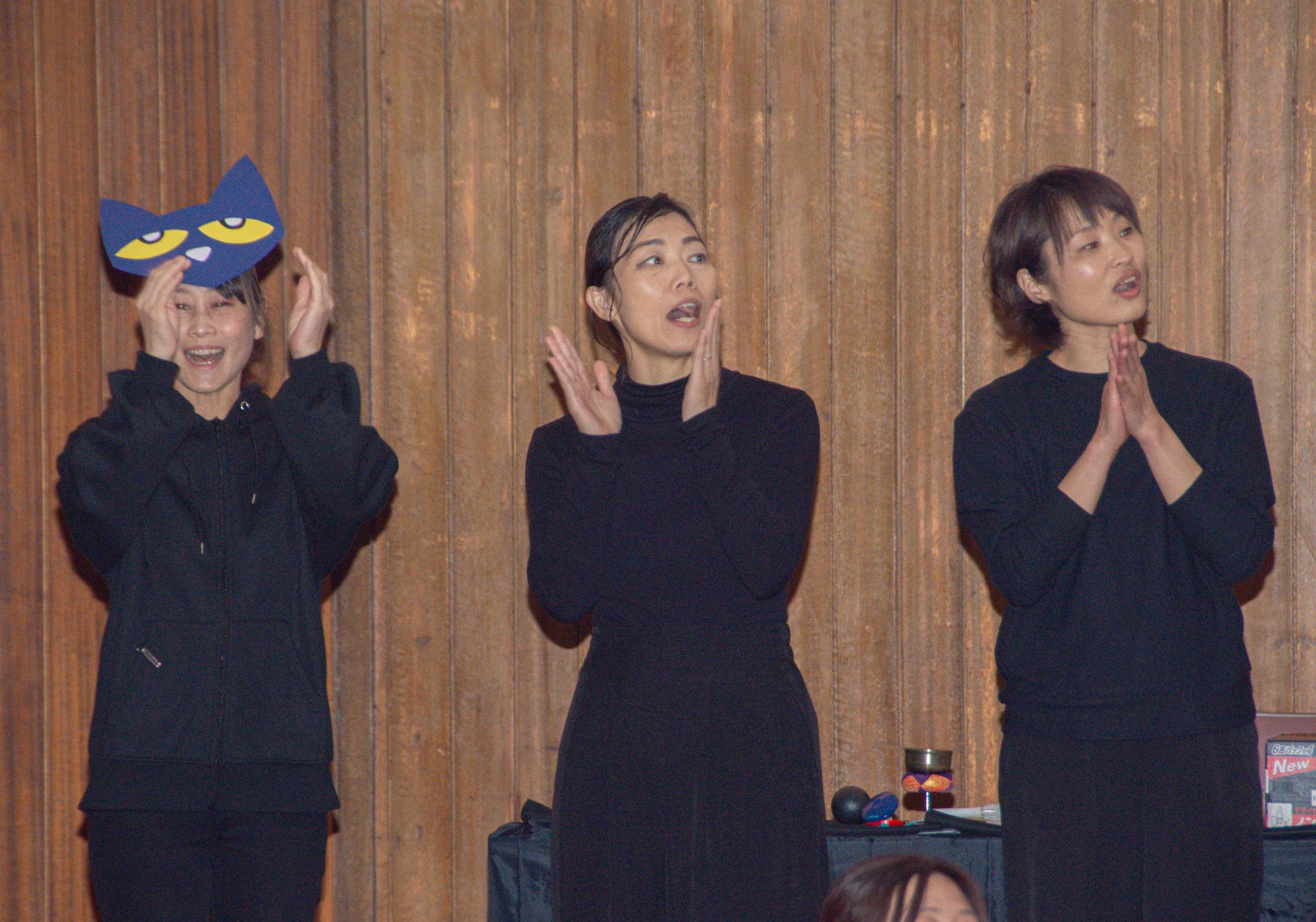 読み聞かせの様子2