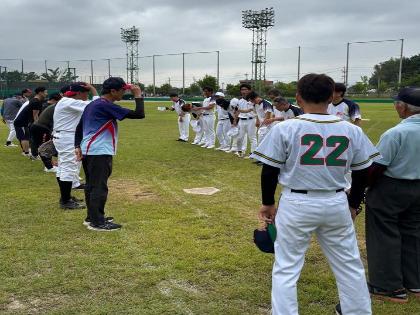 第49回地域対抗ソフトボール大会の試合の写真