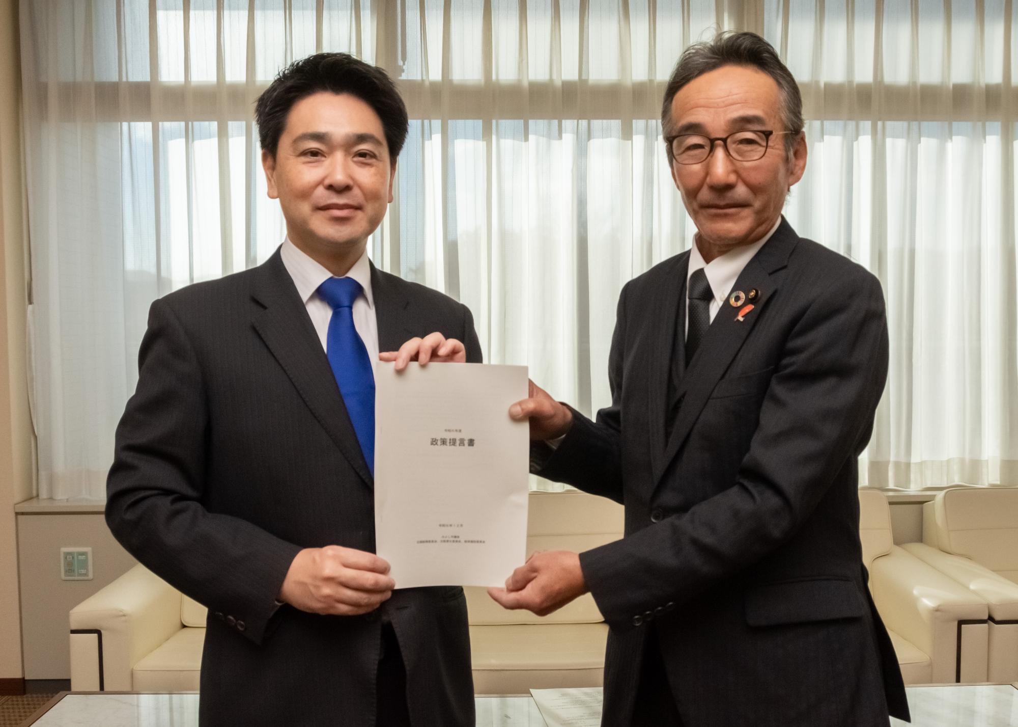 R6政策提言書(市長と議長)