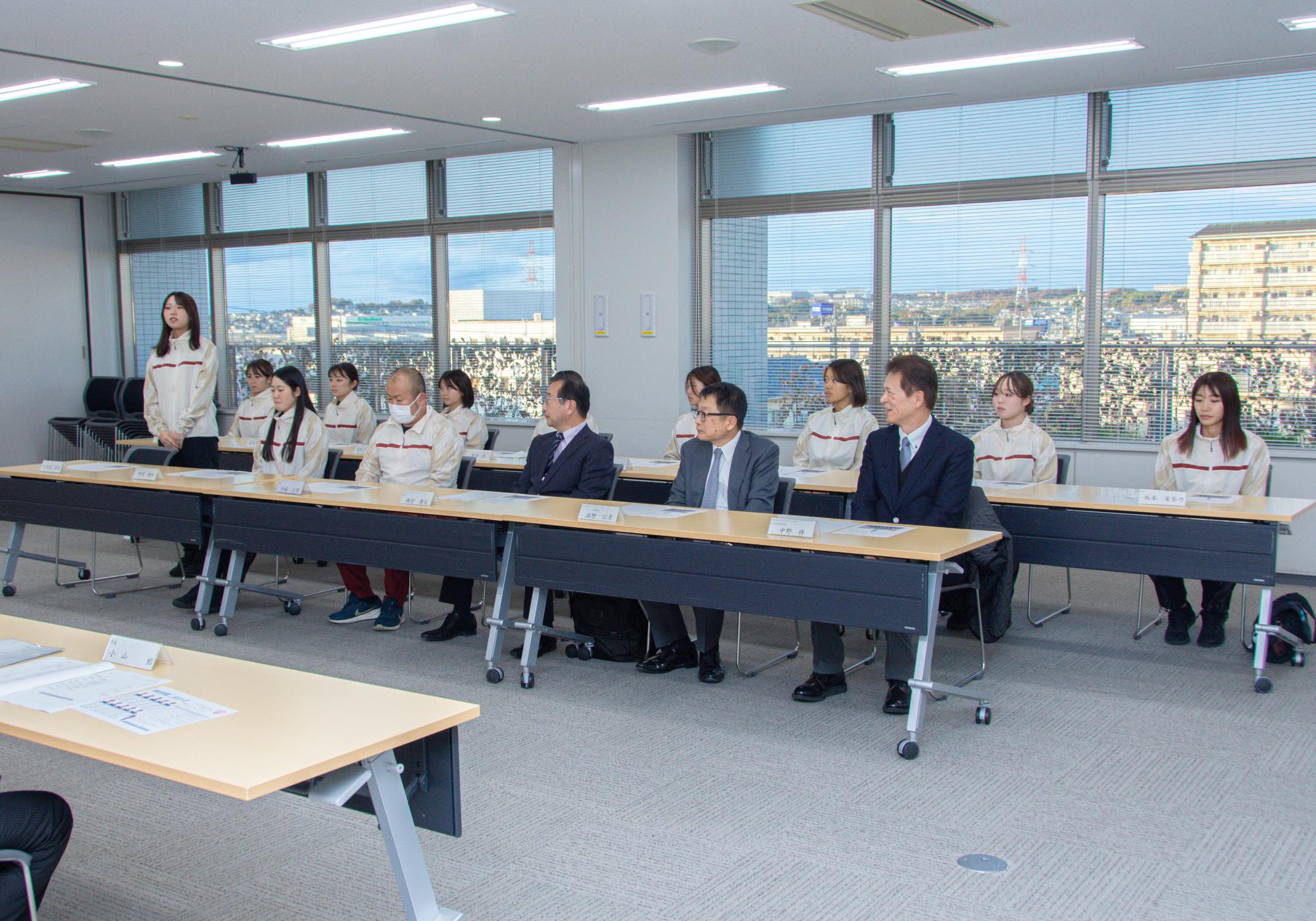 大会への意気込みを発表する選手の皆さん