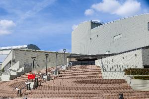 カネヨシプレイス