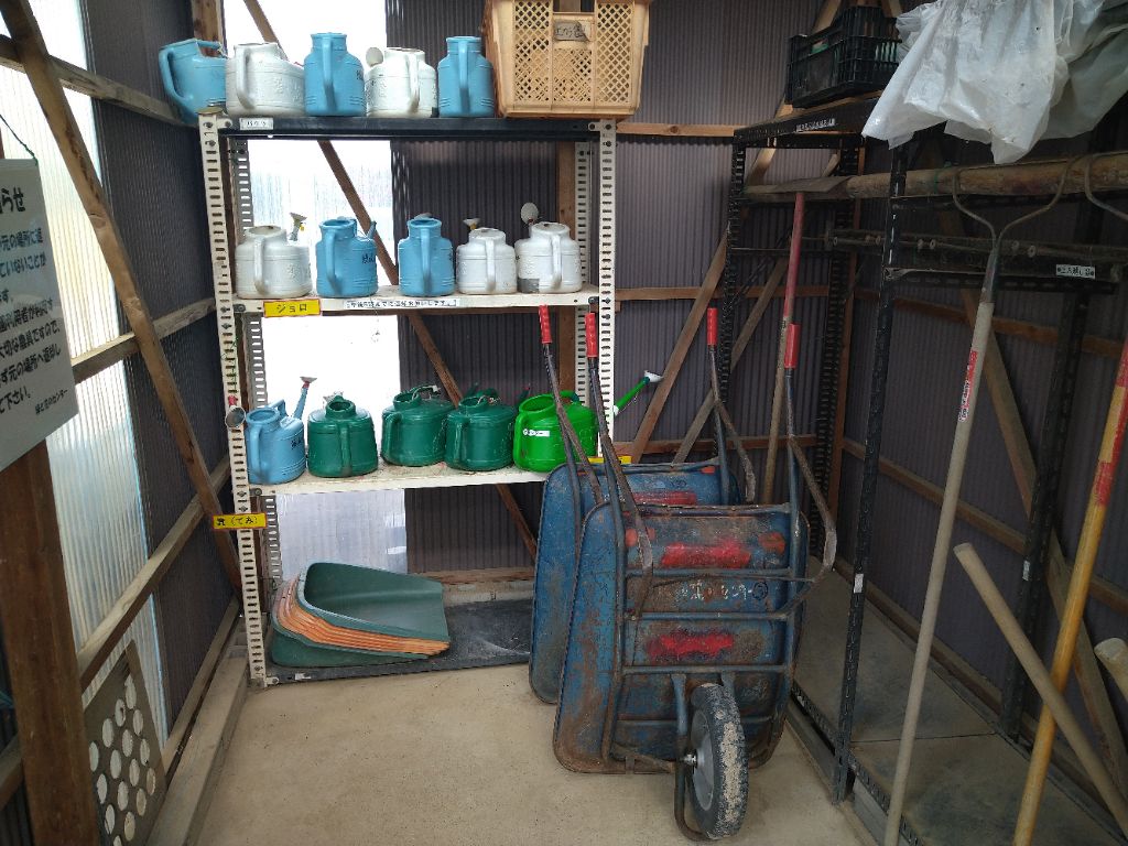 農機具倉庫の様子2