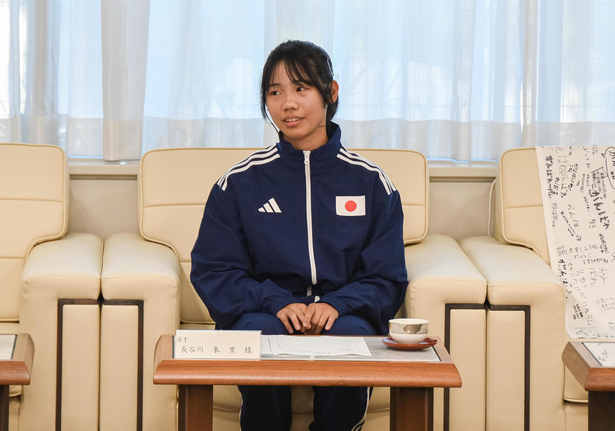大会の抱負を語っている様子